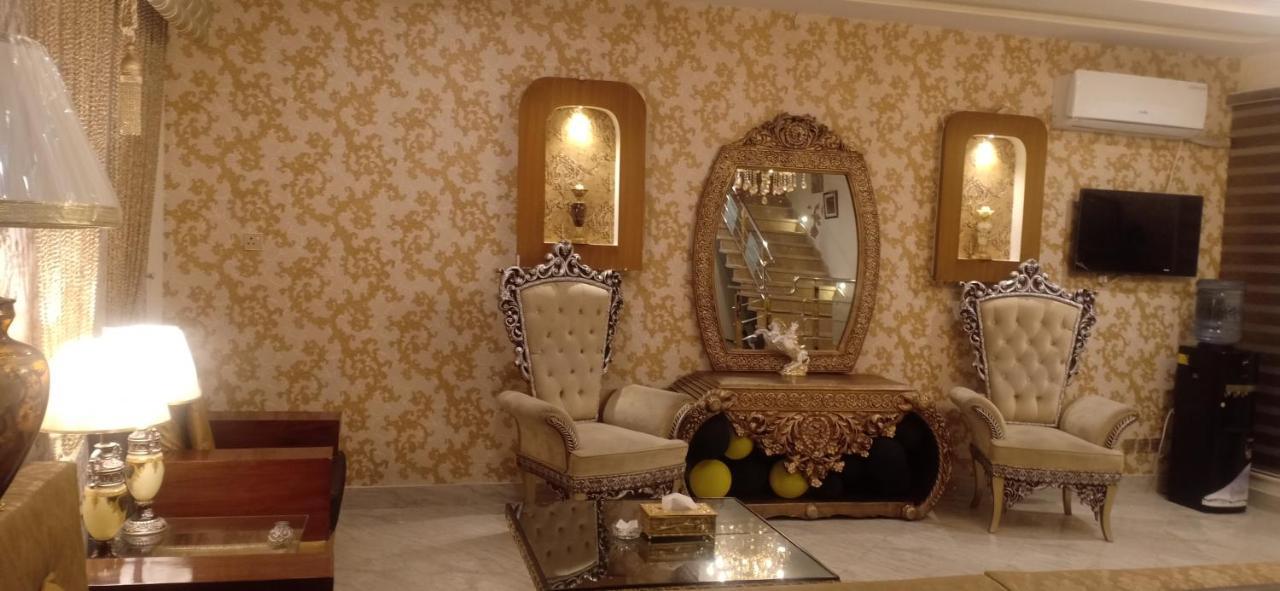 Hotel S.R. Lounge Мултан Экстерьер фото